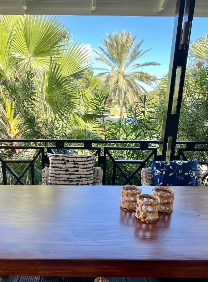 Vrijstaande Bb Beach Villa Azure Блу-Бэй Экстерьер фото