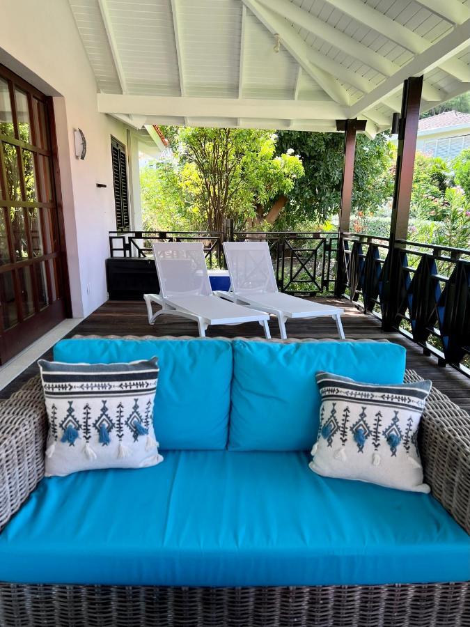Vrijstaande Bb Beach Villa Azure Блу-Бэй Экстерьер фото