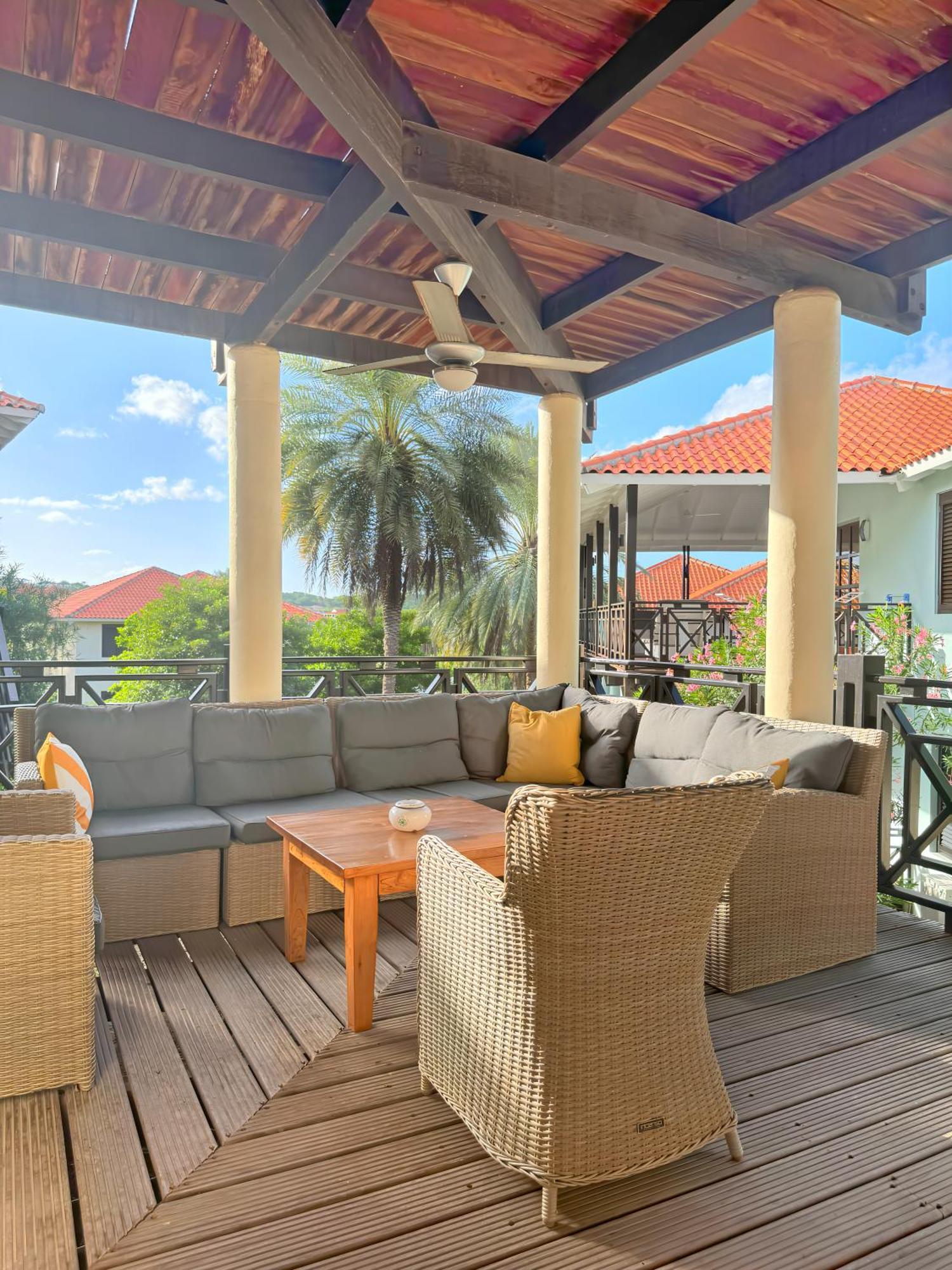 Vrijstaande Bb Beach Villa Azure Блу-Бэй Экстерьер фото